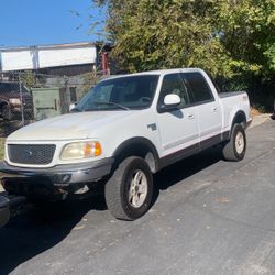 2002 Ford Crewcab Pickup