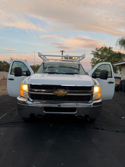 2009 Chevrolet Silverado 2500HD Utility Work Truck - 6.0L V8 - Ready to Work!