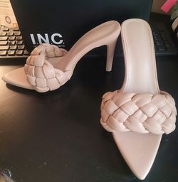Shoes/Heels