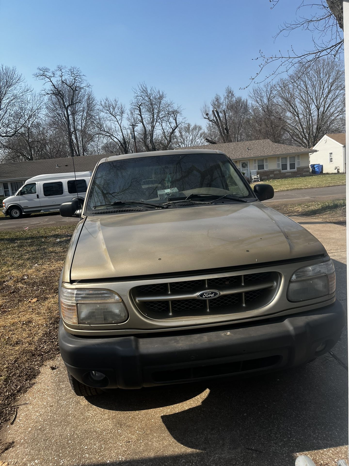 2001 Ford Explorer
