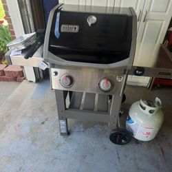 Weber Spirit 2 E210 GS4 2 Burner Propane Gas Grill With Weber Cover Propane Tank And Tools Great Condition And Clean