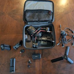 DJI RS 2 Gimbal Stabilizer Pro Combo