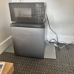 Mini Refrigerator 