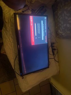 Tv works good comes with tv mount