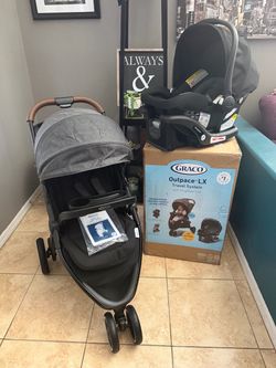 New Graco Outpace LX All Terran Travel System