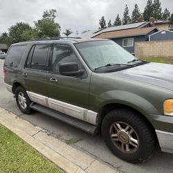 2003 Ford Expedition