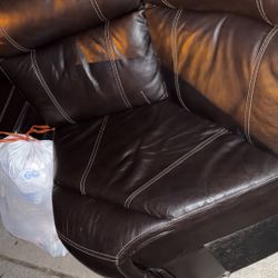 Selling Couches. Out For Trash Come Pick Up $200 