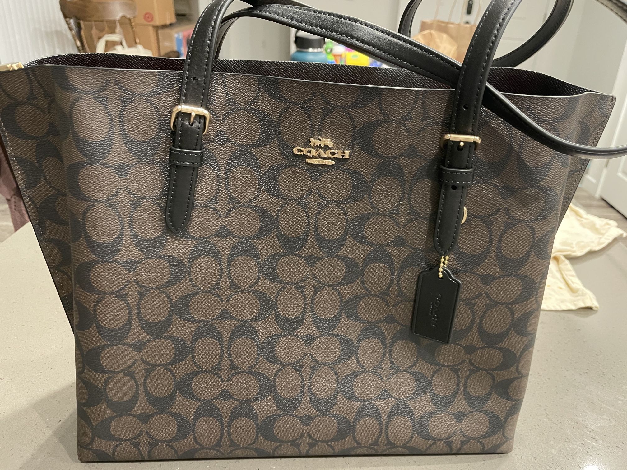 Mollie Tote Bag In Signature Canvas