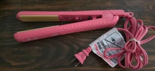 ISO Vintage Sunshine Girl Light Pink w/Yellow Ceramic Plates