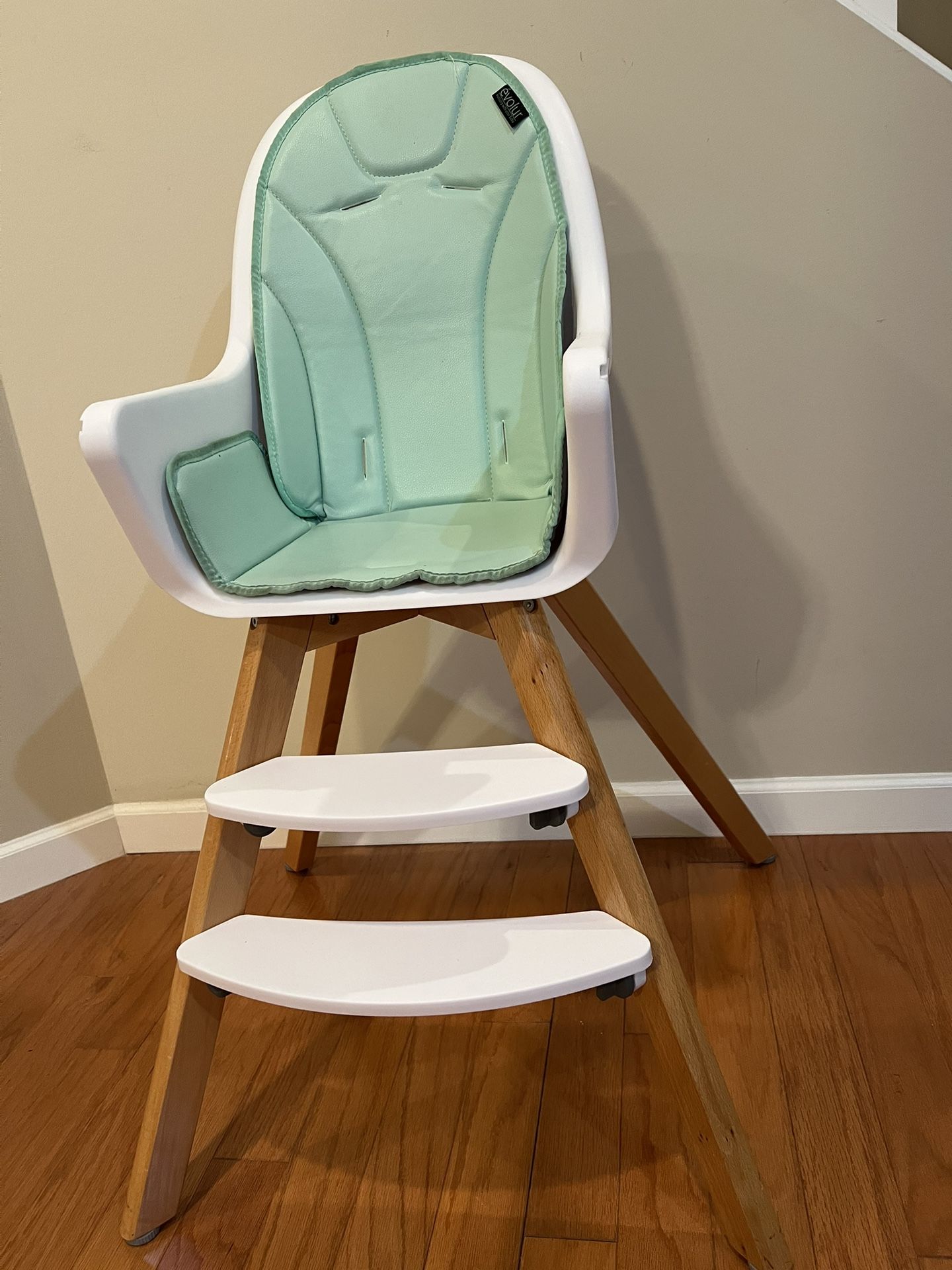 Evolur Highchair