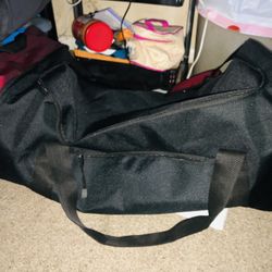 giant duffel bag with wheels 