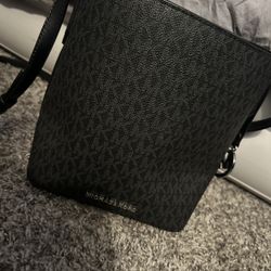 Michael Kors Crossbody Bag 