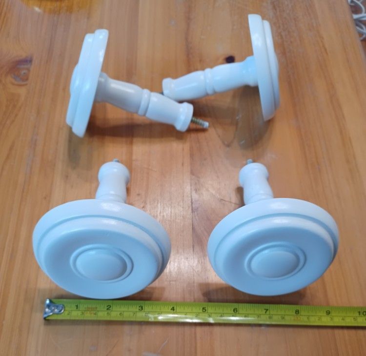 3-1/2" Wood Curtain Swag Holders
