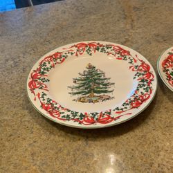 Brand new out-of-the-box Christmas special edition serving plates know
