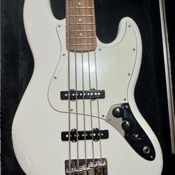Fender Player Jazz Bass V Pau Ferro