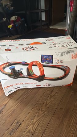 Smart track Hot Wheels