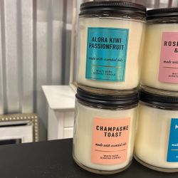 Ba Th And Body Works Candles 