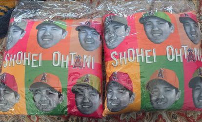 Shohei Ohtani pillows (2)
