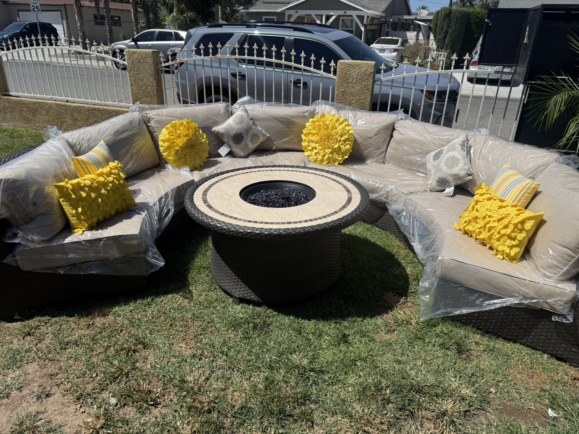 Brand New Patio Outdoor Furniture Set With Fire Pit