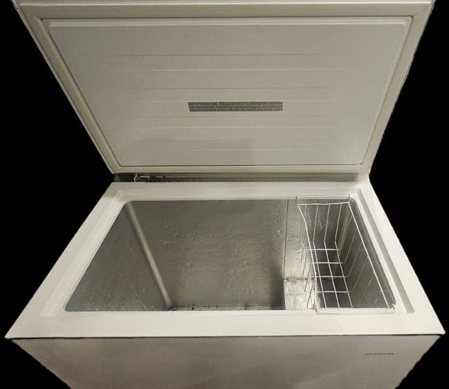 Frigidaire 7.2 Cu. Ft. Chest Freezer