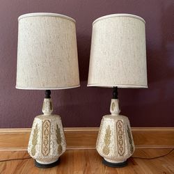Pair Of Mid Century Modern Lamps With Original Barrel Shades