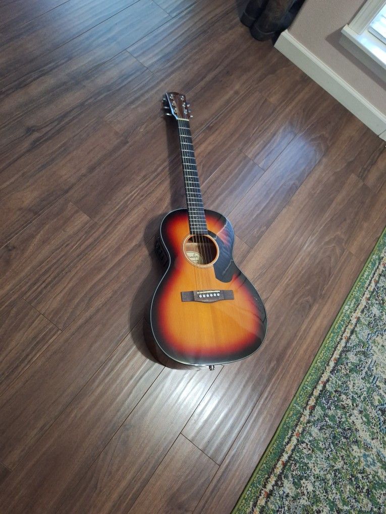 Fender Acoustic Parlor Size + Fishman Electronics