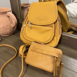 PURSE AND MINI BACKPACK YELLOW SET