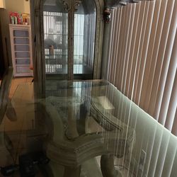 Antique Collezione Europa Blonde  Dining Set