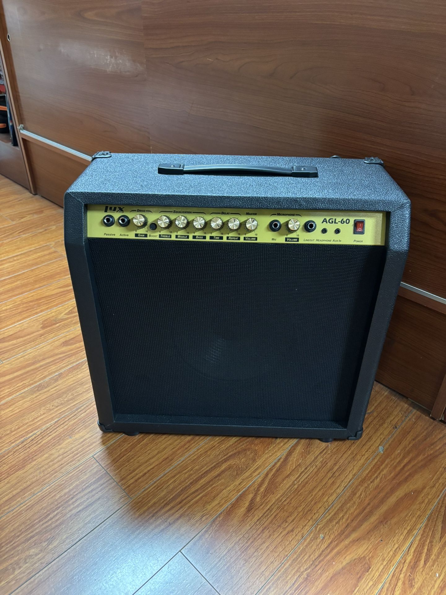 LyxPro Electric Guitar Amplifier with Built-In Speaker - 60 Watt