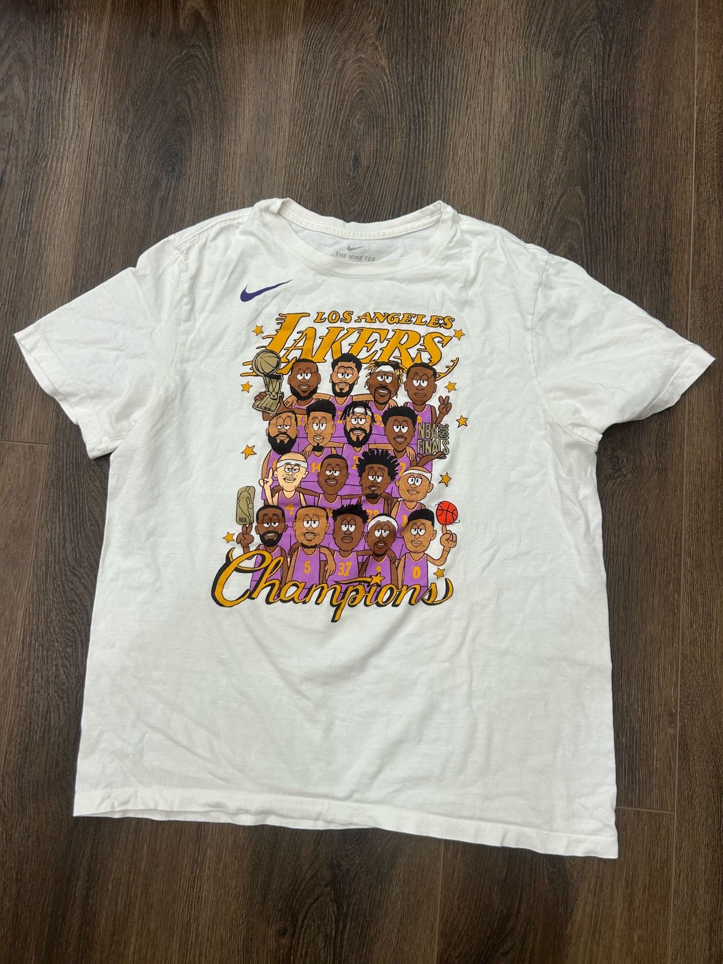 Nike Lakers Graphic Tee