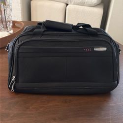 Samsonite Overnight Duffle Bag Case