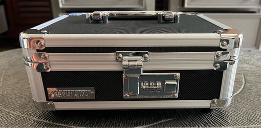 Vaultz Combination Lock Box or Cash Box