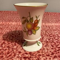 Spode Flower Vase W/ Fruit Design 😍