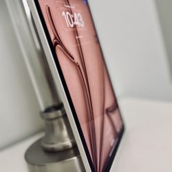 Apple M3 iPad Air 11-inch! Newest Model! 128GB, Wifi! Apple Warranty 2026! Starlight Color !