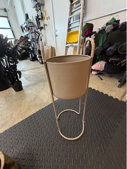 Tall beige planter pot
