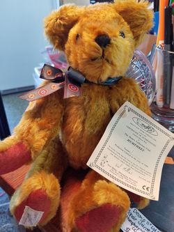 Dean's Collectors Club Bear