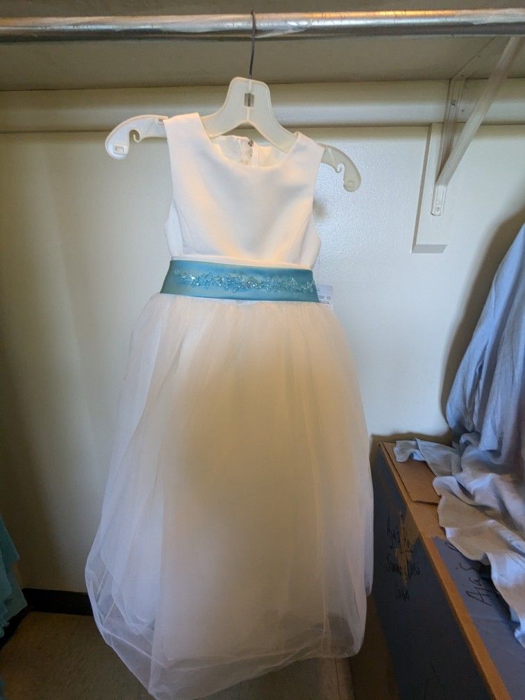 Ivory Flower Girl Dress NWT Size 4