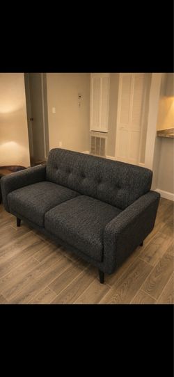 Selling sofa set