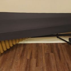 4 1/3 Octave Marimba Xylophone Rosewood With Cover Para Fiesta De Quinceañera Located In JUSTIN TEXAS 