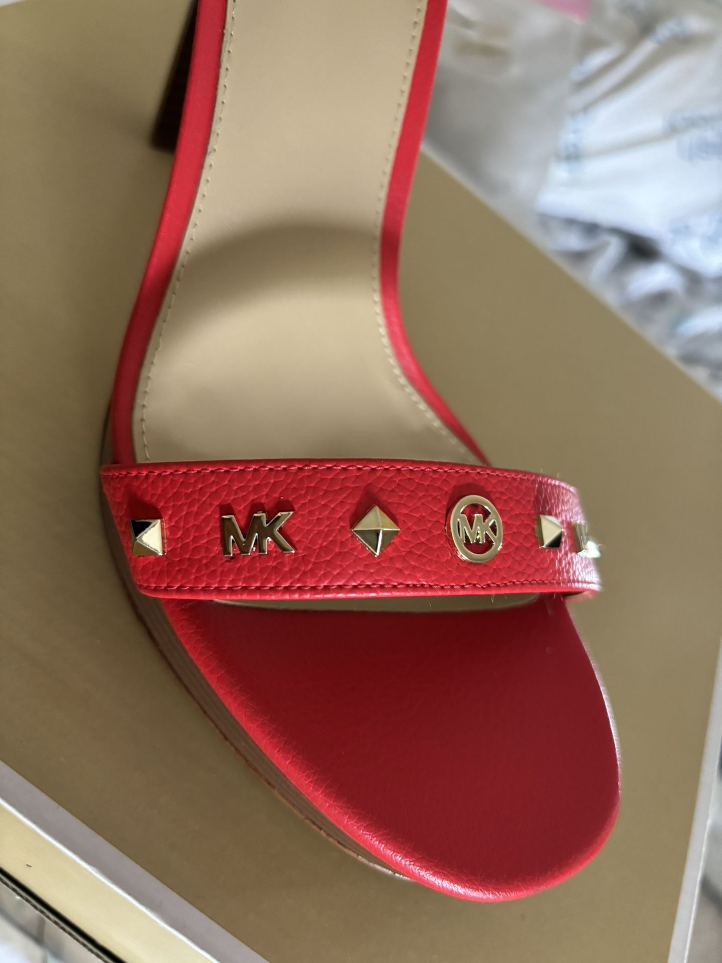 High Heel Red