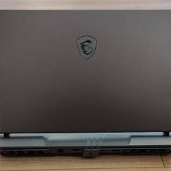 MSI Vector 16 HX Gaming Laptop