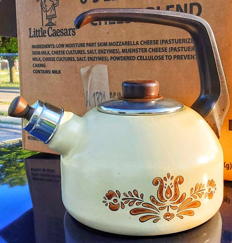 Pfaltzgraff Village Used village ENAMELWARE whistling Tea Kettle Pot