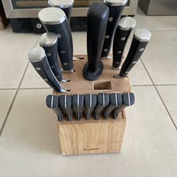 BergHOFF Knife Set Used