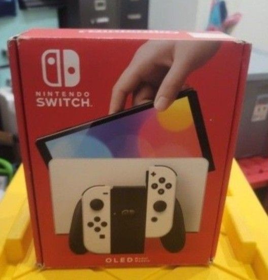 NINTENDO SWITCH OLED WHITE BRAND NEW FACTORY SEALED