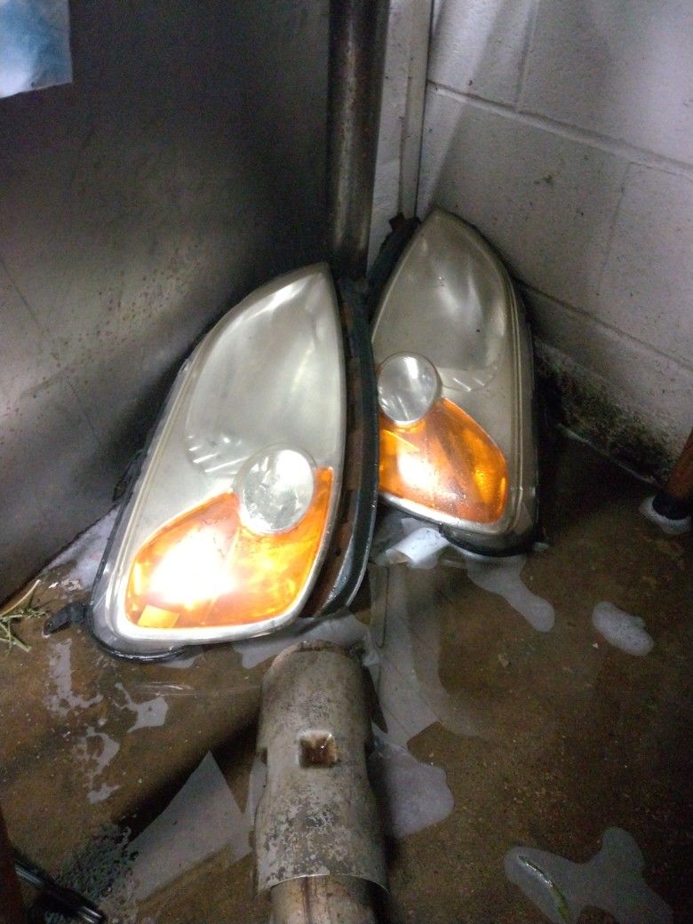 Honda Civic Headlight 