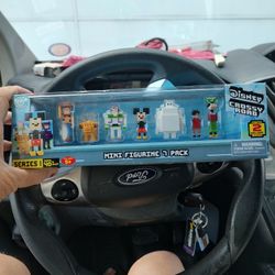 Crossy Road Mini Figures