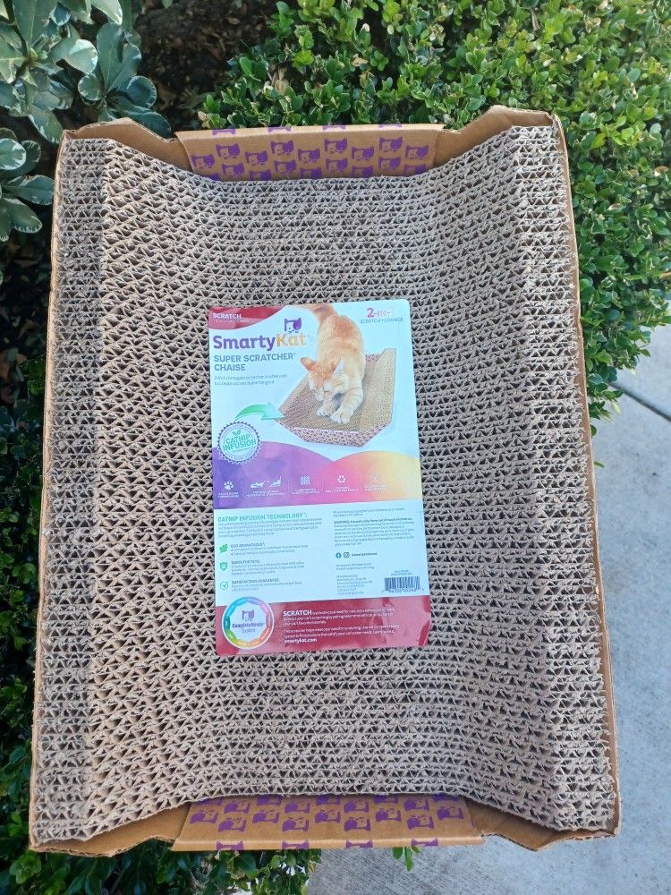 Cat Scratcher Bed