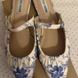 Steve Madden Flats