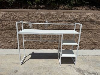 Desk top organizer