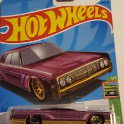 Hot Wheels Small '64 Lincoln Continental Toy Car